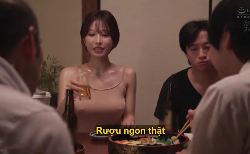 Vợ yêu gạ quan hệ cả gia đình anh xã vì anh xã dẫn về quê rồi bỏ bê nứng lồn sml